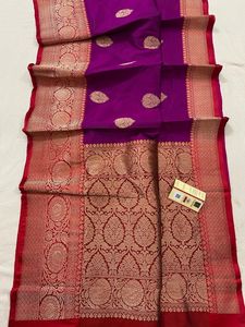 Tissus de soie brocart tissés sur mesure et saris avec des motifs tissés complexes disponibles dans un assortiment de couleurs pour la revente - Product Image 5