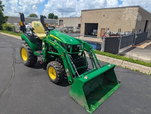 2022 JOHNN 2025R | TRACTOR JOHN E 120R 2025R con cargador 120 solo 76 horas cerca de la nueva condición - Product Image 3