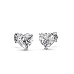 Boucles d'oreilles clous en or blanc 18 carats avec diamant en forme de cœur de 1,50 ct, qualité SI1-SI2, taille cœur - Product Image 3