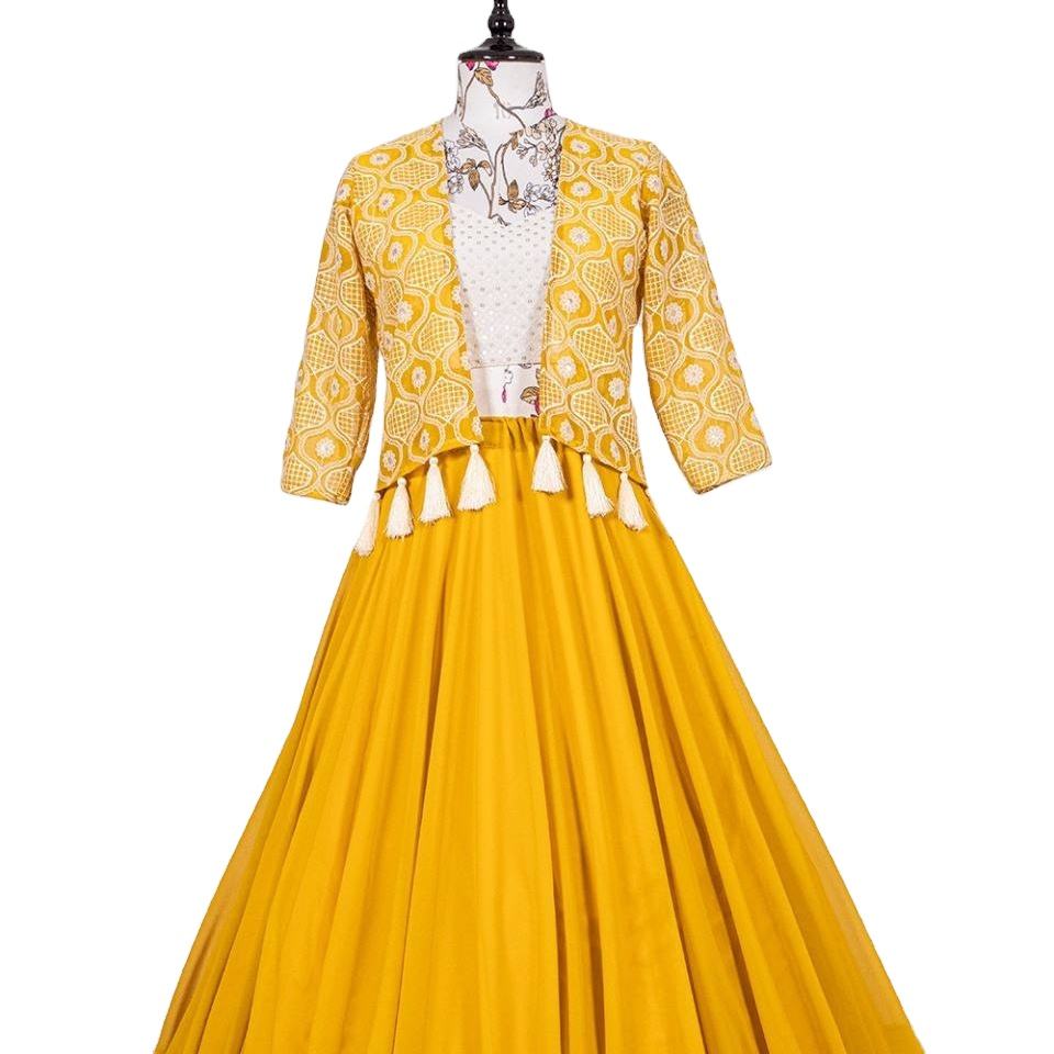 Haldi Jaune Designer Koti Avec Latkan Type Blouse Pièce Avec Cheville Longueur Conçu Lehenga 2 Pièces Robe