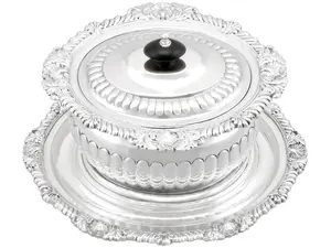 Casserole en acier inoxydable de qualité supérieure avec couvercle |   Élégant et fonctionnel, antiadhésif, durable, écologique - Product Image 2