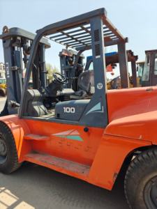 Chariot élévateur Heli 3,5 tonnes, mât à trois étages, 3,5 mètres, fonction de déplacement latéral, moteur diesel, pneus en mousse/pneumatiques, vitesse de déplacement de 16 km/h - Product Image 3