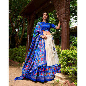 Tussar soie semi-cousu Lehenga Choli ensemble avec chemisier de créateur fantaisie pour la fête de mariage porter des femmes tenue ethnique indienne - Product Image 1