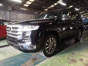 รถ SUV ปี 2024 มือสอง ระดับพรีเมียมสุดหรู เครื่องยนต์เบนซินเทอร์โบ 4.1-6 ลิตร เกียร์อัตโนมัติ กล้อง 360 องศา หลังคาซันรูฟแบบพาโนรามา เบาะหนัง - Product Image 6