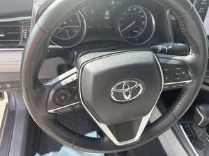 Auto Usado de Calidad a Precio Accesible, Toyota Camry Híbrido X-LE 2022, Volante a la Izquierda - Product Image 2