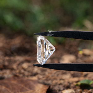 Diamante Cultivado en Laboratorio con Certificación IGI, Corte Radiante Cuadrado de 10 Quilates, Color E/F, Claridad VVS2, Corte Excelente, Brillo Premium, Diamante Suelto - Product Image 4