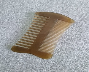 หวีฮอร์นใช้ในร้านทำผมเกรดพรีเมี่ยมพร้อมที่จับรูปสัตว์ขัดเงาดูแลความงามส่วนบุคคล - Product Image 1