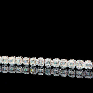 สร้อยคอคิวบาลิงค์หรูหราแบบใหม่ ขนาด 9 มม. ประดับเพชรโมอิสซาไนต์ทรงบาแกตต์ สร้อยคิวบาลิงค์แบบฮิปฮอปสั่งทำพิเศษ - Product Image 2