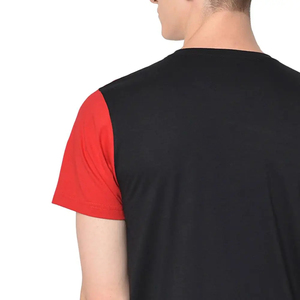 T-shirt décontracté en maille à manches courtes pour homme, col rond, coupe classique, design uni, blocs de couleur noir et rouge, avec bordure contrastante - Product Image 3