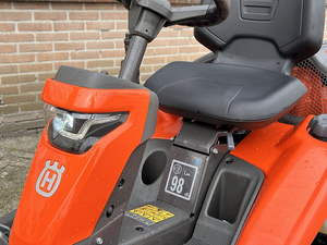 ใหม่สำหรับ Husqvarna R316TXTX AWD 28V เครื่องตัดหญ้าแบบกล่องเก็บหญ้า 4 จังหวะ สำหรับงานอุตสาหกรรม - Product Image 5