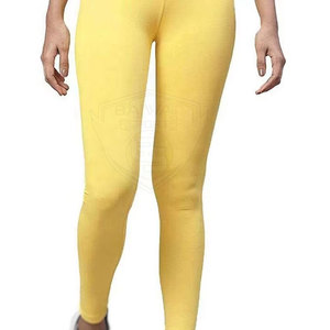 Leggings de yoga à taille élastique, dernière tendance, respirants et à séchage rapide, fabriqués au Pakistan. - Product Image 4