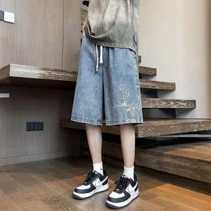 Shorts en jean pour hommes Du décontracté au festival Tendances et marques Meilleures façons de styliser les shorts en jean pour hommes en 2024 - Product Image 4