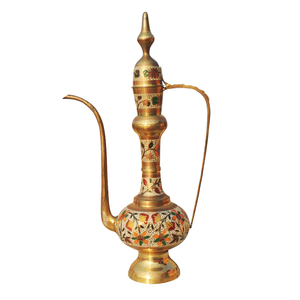Pichet à Boissons en Laiton Pur avec Couvercle et Poignée, Style Dallah Arabe, Jug en Laiton, Taille, Forme et Couleur Personnalisables, Vaisselle Métallique - Product Image 1