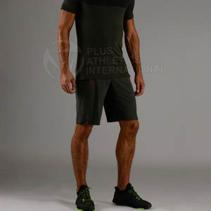 Pantalones cortos deportivos cómodos para hombres con bolsillos ocultos y paneles traseros de malla transpirable Pantalones cortos de gimnasio de alta movilidad - Product Image 6