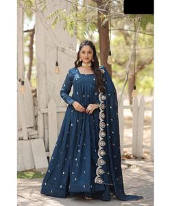 Dernière mode indienne Salwar Kameez robe longue robe prête à l'emploi mariage pakistanais robe rouge fausse georgette vêtements indiens Kurtis - Product Image 1