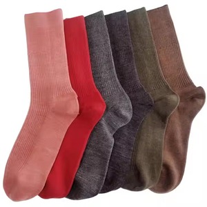 Calcetines de Algodón Cómodos, Suaves, Transpirables, Duraderos y Elásticos, Unisex, para Hombre y Mujer, para Deportes, Correr, Gimnasio, Entrenamiento, Uso Diario Informal - Product Image 6