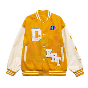 Chaqueta Universitaria Clásica para Hombre con Cuello Alto y Logotipo Frontal, Tejido de Lana Ecológico, Diseño Moderno para Invierno - Product Image 1