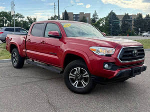 Usado 2023 T * oyota Tacoma - Product Image 2