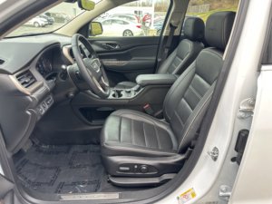 GM_C Acadia Denali 2023 Usado en Buen Estado - Product Image 4