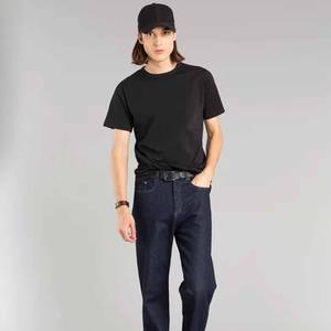 T-shirt de sport imprimé avec LOGO personnalisé pour hommes Vêtements T-shirt à séchage rapide avec impression de conception de luxe pour hommes et femmes - Product Image 3