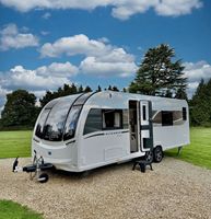Nouvelle Conception 2026 : Caravane Tout-Terrain avec Module Coulissant et Espace Extensible