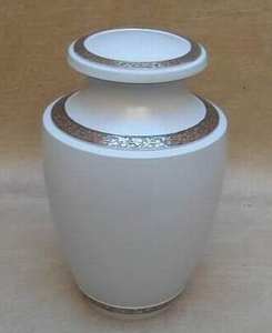 Urnes de crémation en métal Urnes de crémation de cercueil de souvenir funéraire fait à la main pour les êtres chers Urnes abordables de vente chaude - Product Image 5