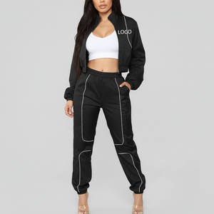 Conjunto de 2 Piezas de Chándal de Encaje Sólido Negro para Mujer, Estilo Vintage Personalizado con Bordado, Ligero, Impermeable, con Cremallera y Cortavientos - Product Image 1