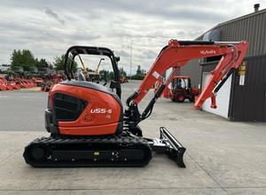Para excavadora compacta Kubota de 5,5 toneladas con cabina de lujo y motor diésel V2607, nuevo producto, componentes básicos, engranaje de bomba de Motor - Product Image 5