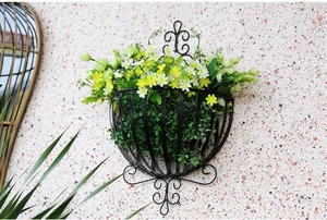 Jardinière murale en métal design noir pour une verdure élégante à l'intérieur et à l'extérieur, décoration moderne pour la maison, salon, balcon et patio - Product Image 6