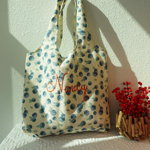 Sac fourre-tout en toile de coton épaisse avec broderie personnalisée du nom, idéal pour cadeau de demoiselle d'honneur, sac à main quotidien pour la plage et l'école - Product Image 1