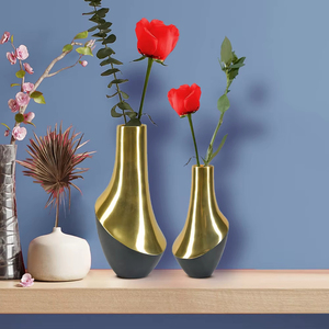 Ensemble de vases en céramique noir et or bicolore, vases à fleurs modernes et minimalistes pour la décoration de la maison, de l'hôtel, du restaurant, vente en gros - Product Image 1