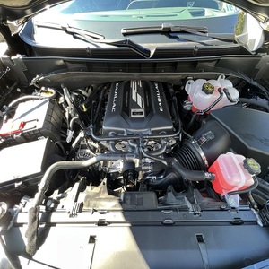 Cadillac Escalade V 2023, Mélange Parfait, V8 Suralimenté de 682 ch, Transmission Automatique à 10 Vitesses, Crossover de Luxe, Conduite à Gauche - Product Image 6