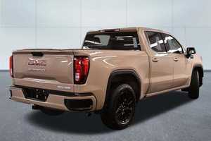 Sierra 1500 Elevation Standard Crew Cab 4WD R20 2025, conduite à gauche, intérieur foncé, sièges en tissu - Product Image 6