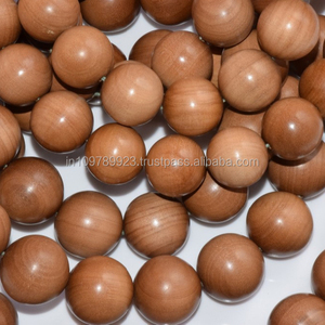 Collier de perles rondes sculptées en bois de santal du Rajasthan, couleur brun doré foncé naturel, perles religieuses par Riddhi Siddhi - Product Image 2