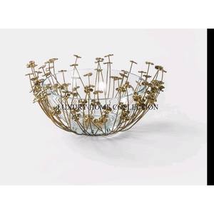 Bols de service en métal artisanal avec une finition mate brossée idéale pour ajouter du style et de la fonction à toute table de dîner - Product Image 2