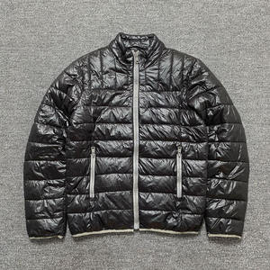 Veste matelassée noire brillante personnalisée pour sororité grecque, vêtement d'extérieur léger pour l'hiver, pour les sœurs de l'université et le style du campus - Product Image 5