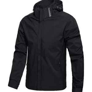 Veste imperméable extérieure réfléchissante avec capuche Manteau de sécurité coupe-vent respirant pour une utilisation nocturne - Product Image 4