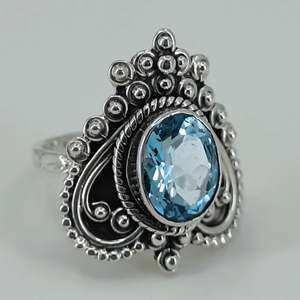 Anillo Hecho a Mano para Mujer de Plata de Ley 925 Sólida de Navya Craft con Topacio Azul, Tallas 4-13, para Navidad, Aniversario, Día de San Valentín - Product Image 4