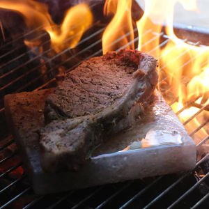 Dernière collection de sel de l'Himalaya de qualité supérieure pour barbecue griller artisanat naturel sculpté - Product Image 6