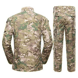 ชุดยุทธวิธีกลางแจ้งพร้อมการเย็บเสริมความแข็งแรง กันลม กันน้ำ และมีกระเป๋าหลายช่องสำหรับใส่อุปกรณ์ - Product Image 2