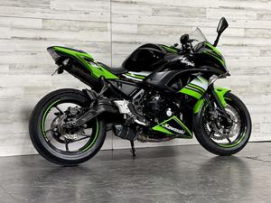 Kawasaki Ninja ZX650 d'occasion de 2017 disponible à la vente - Product Image 3