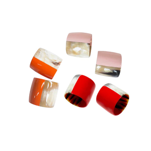 Rond de serviette en corne de buffle Orange/Rouge/Rose Couleur résine Rond de serviette en corne de buffle naturel Prix de gros le plus bas - Product Image 1