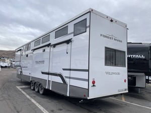 Nueva Caravana Forest River Wildwood Heritage Glenn ROST43 2025 en Venta para Camping y Viajes - Product Image 6