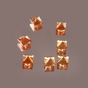 Zafiro Naranja Cultivado en Laboratorio, Corte Cuadrado de 12 mm, Facetado, Calibrado, Gema Suelta Certificada para Joyería, Proveedor Mayorista - Product Image 3