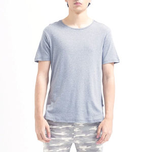 T-shirt uni pour hommes au design unique et personnalisé Prix de gros OEM Vente en gros T-shirt imprimé personnalisé T-shirt de fitness pour hommes - Product Image 1