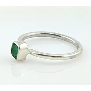 Bague de mariage en argent sterling 925, bijoux fins pour femmes, onyx vert, sertissage en bézel, pierre brute naturelle, style bohème chrétien - Product Image 1