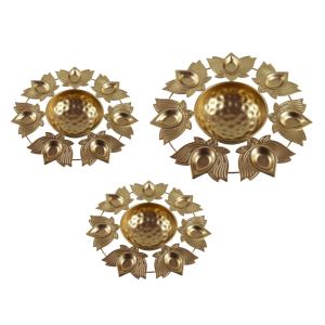 Paquete de 3 de metal de estilo único tradicional Urli Diya con latón para decoración interior del hogar Diwali Bowl Diya para decoración del hogar - Product Image 1