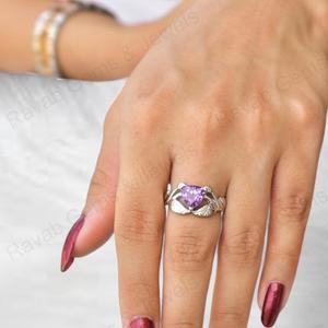 Bague de mariage chrétienne pour femme en argent sterling 925 massif de qualité supérieure, améthyste violette naturelle de 10 mm, coupe trillion, motif feuille - Product Image 2