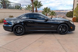 Mercedes-Benz S-L-63 AMG 2011 - Product Image 2