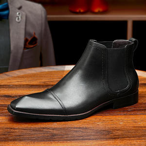 รองเท้าหนังกลับนิ่มแบบ Brogue ขอบเจาะรู พื้นรองเท้าน้ำหนักเบา รองเท้าลำลองสำหรับผู้ชาย รองเท้าแฟชั่น - Product Image 3